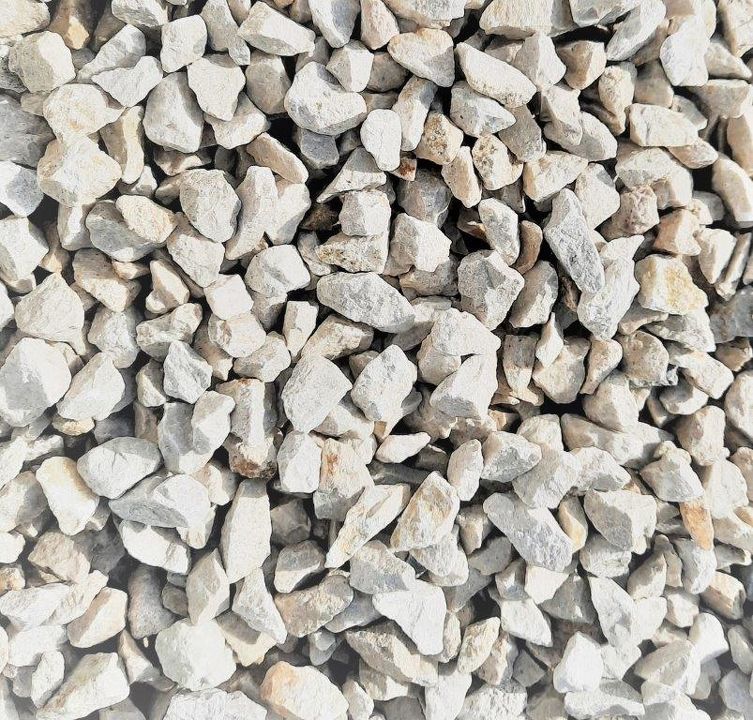 Limestone Chip: (6-15m & 15-25mm)
