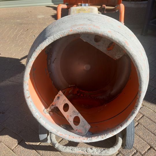 Concrete Mixer 90 Ltr