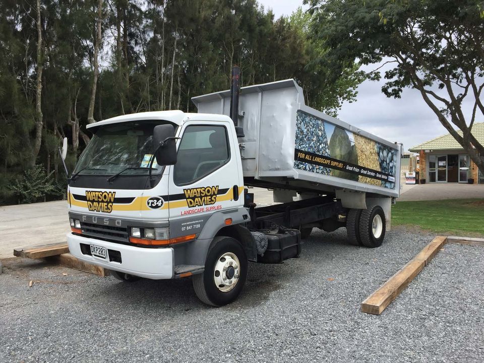 Bulk Product Delivery Truck